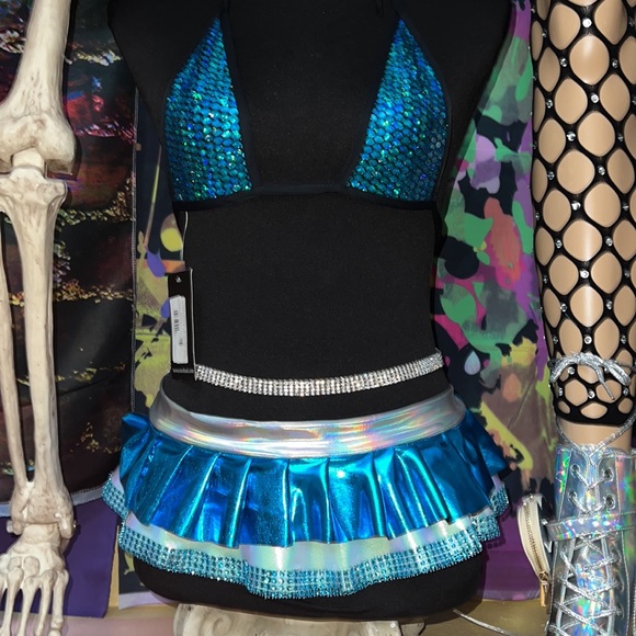 New Bikini Rave/ swim Top - Picture 9 of 12